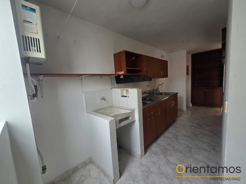 Apartamento disponible para el arriendo en Medellín el codigo es 20954 foto numero 5