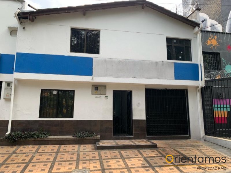 Casa-local disponible para el arriendo en Medellín el codigo es 19011 foto numero 2