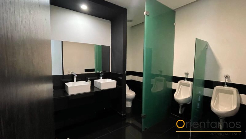 Oficina disponible para el arriendo en Medellín el codigo es 19337 foto numero 18