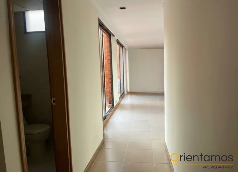 Apartamento disponible para el arriendo en Medellín el codigo es 20936 foto numero 5