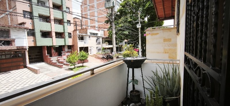 Casa en arriendo en LA CASTELLANA, 170 m², 3 alcobas, 4 baños