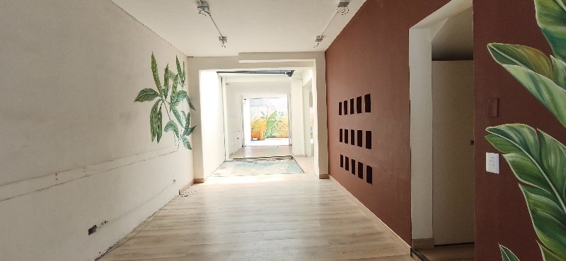 Local en arriendo en LAURELES, 125 m²