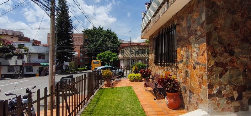 Casa en arriendo en AMERICA LORENA, 180 m², 3 alcobas, 2 baños