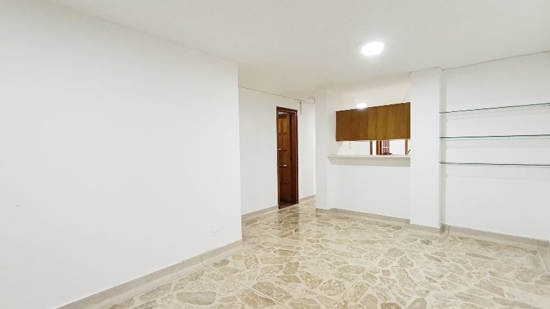 Apartamento en arriendo en LAURELES, 80 m², 3 alcobas, 2 baños
