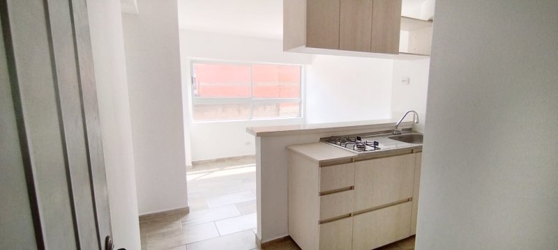Apartamento en arriendo en BARRIO CRISTOBAL, 38 m², 2 alcobas, 1 baño