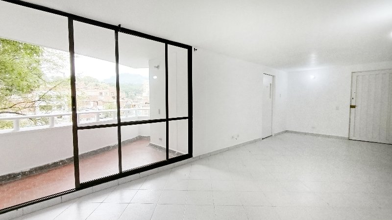 Apartamento en arriendo en AMERICA, 80 m², 3 alcobas, 2 baños