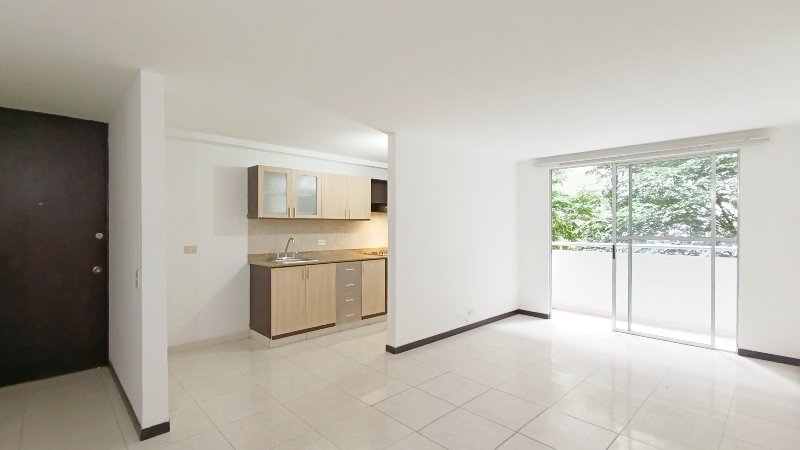 Apartamento en arriendo en POBLADO, 78 m², 3 alcobas, 2 baños