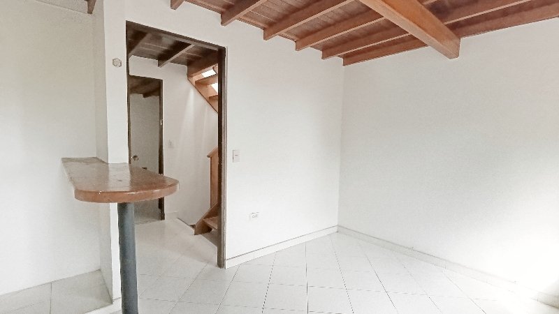 Apartamento en arriendo en ROBLEDO, 40 m², 2 alcobas, 1 baño