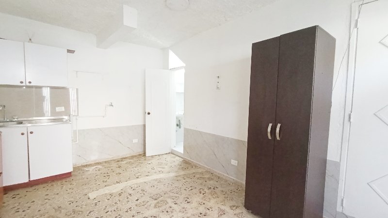 Apartaestudio en arriendo en LAURELES, 25 m², 1 alcoba, 1 baño