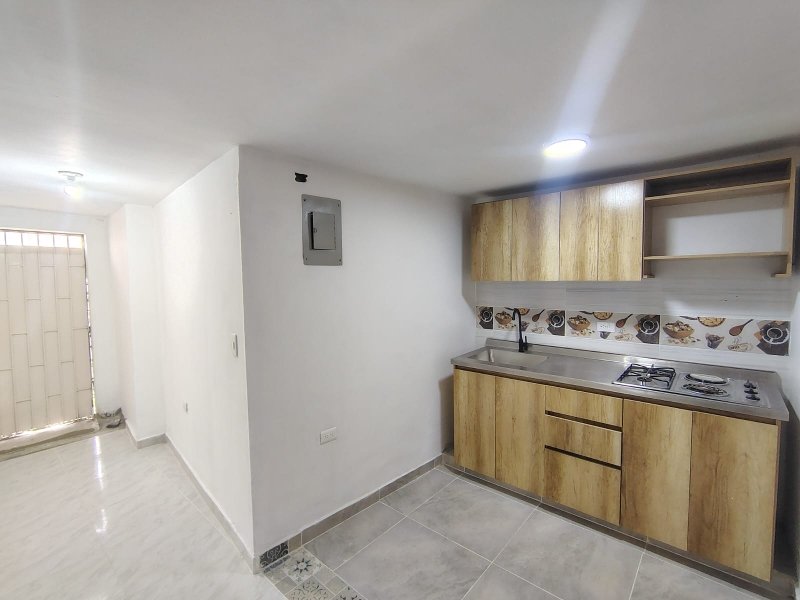 Apartamento en arriendo en SANTA ROSA DE LIMA, 76 m², 2 alcobas, 2 baños