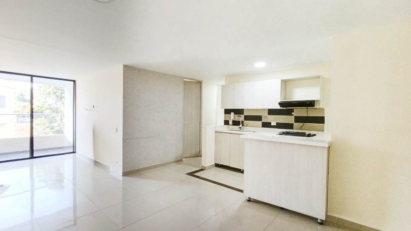 Apartamento en arriendo en MANRIQUE, 90 m², 3 alcobas, 2 baños