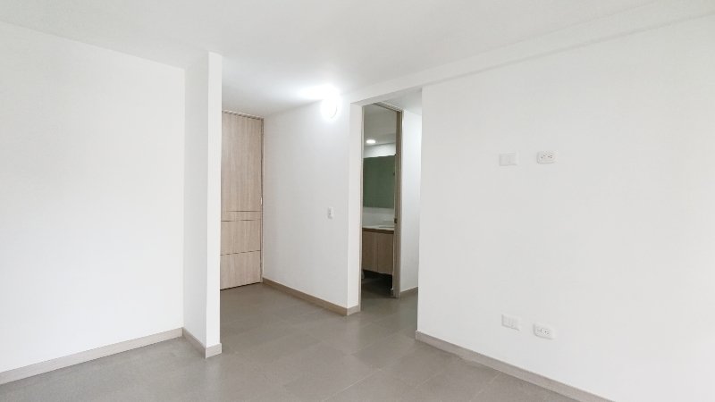 Apartamento en arriendo en LOMA DE LOS BERNAL, 58 m², 2 alcobas, 2 baños