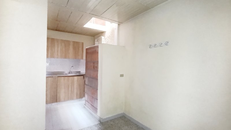 Apartamento en arriendo en ROBLEDO, 40 m², 2 alcobas, 1 baño