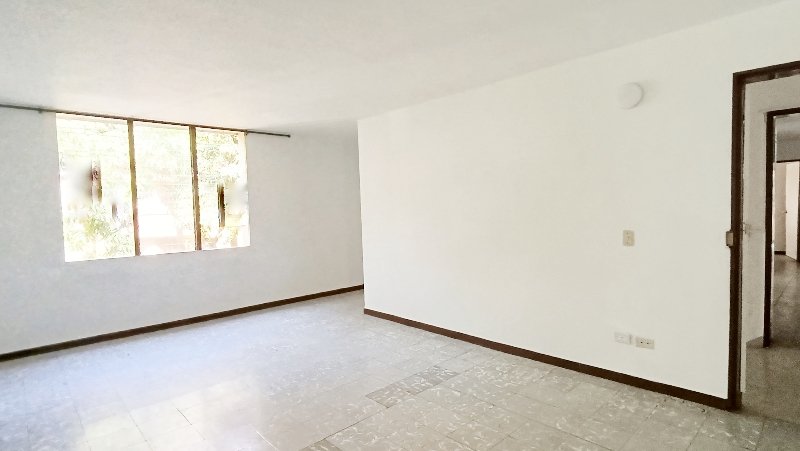 Casa en arriendo en FLORIDA NUEVA, 150 m², 3 alcobas, 3 baños