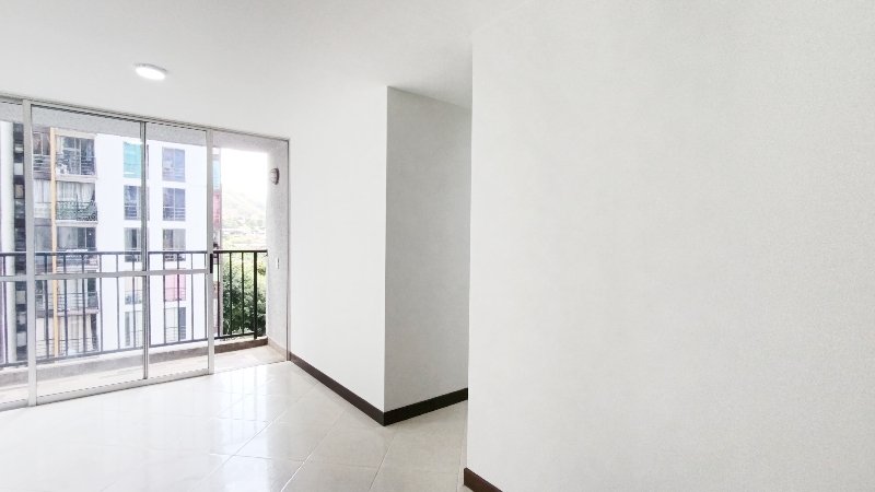 Apartamento en arriendo en RODEO ALTO, 54 m², 3 alcobas, 2 baños