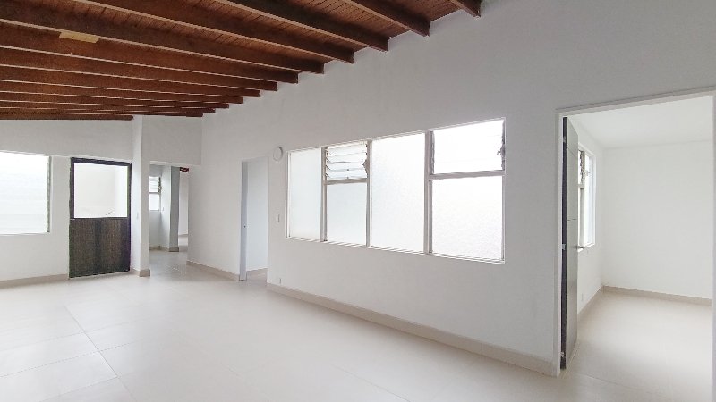 Apartamento en arriendo en FLORIDA NUEVA, 150 m², 3 alcobas, 2 baños