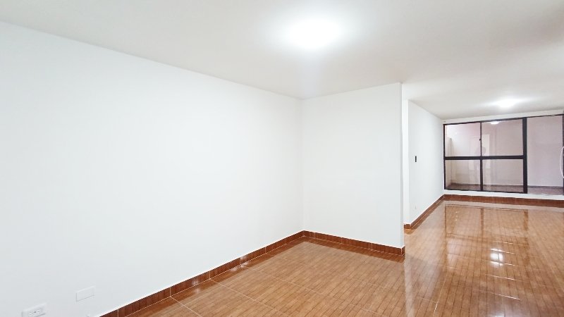 Apartamento en arriendo en AMERICA, 75 m², 3 alcobas, 2 baños