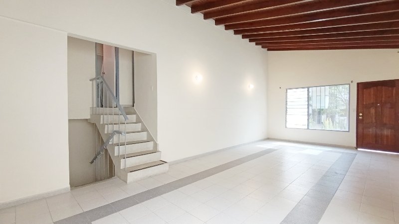 Casa en arriendo en BELEN, 180 m², 4 alcobas, 3 baños