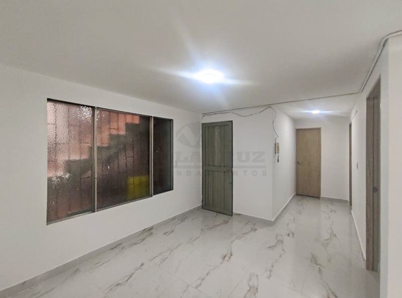 Apartamento en arriendo en SANTA MONICA, 70 m², 2 alcobas, 2 baños