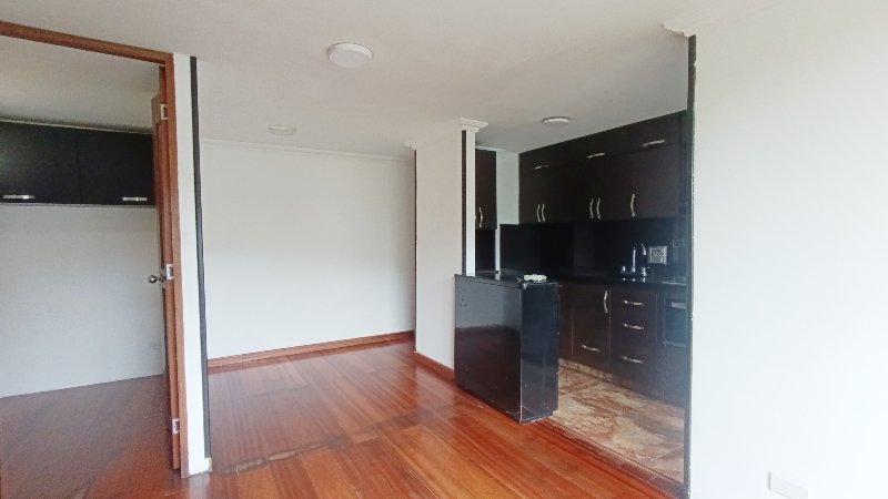 Apartamento en arriendo en RODEO ALTO, 65 m², 3 alcobas, 2 baños