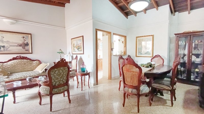 Apartamento amoblado en arriendo en SANTA GEMA, 100 m², 2 alcobas, 2 baños