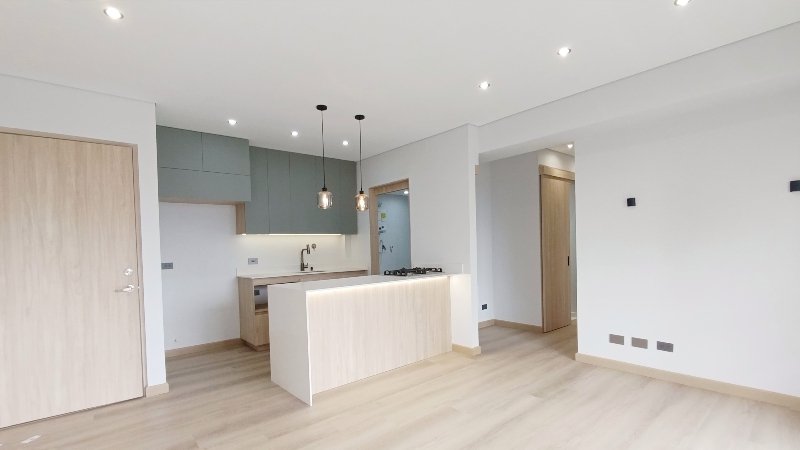 Apartamento en arriendo en POBLADO, 72 m², 3 alcobas, 2 baños