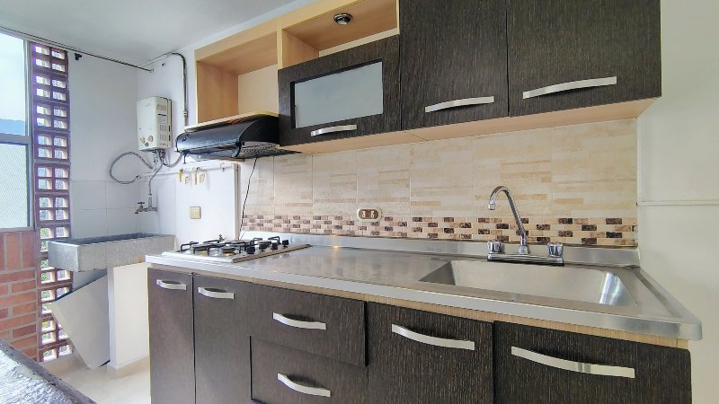 Apartamento en arriendo en BUENOS AIRES, 45 m², 3 alcobas, 2 baños
