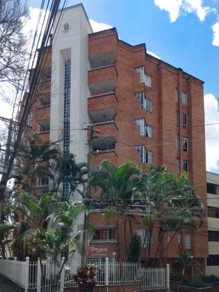 Apartamento en arriendo en VELODROMO, 92 m², 3 alcobas, 2 baños