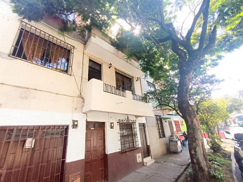 Apartamento en venta en BUENOS AIRES, 160 m², 5 alcobas, 2 baños