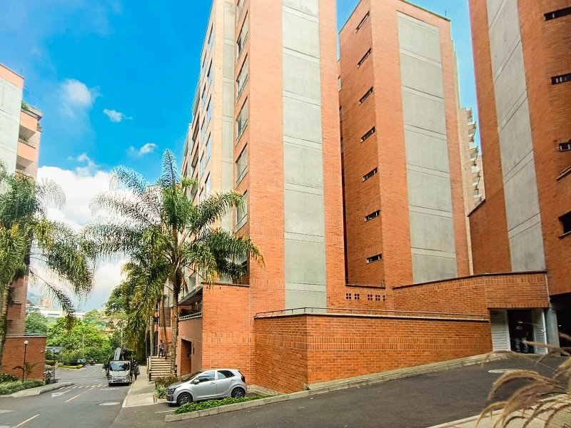 Apartamento en venta en ENVIGADO, 84 m², 3 alcobas, 3 baños