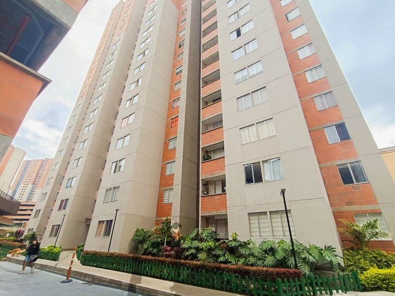 Apartamento en venta en ROBLEDO, 45 m², 3 alcobas, 2 baños