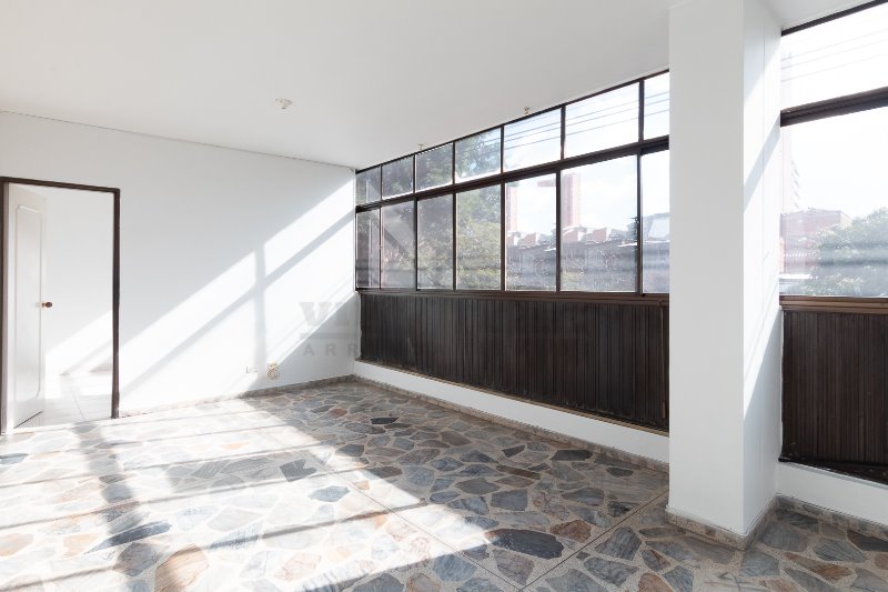 Apartamento en arriendo en AMERICA, 60 m², 3 alcobas, 2 baños