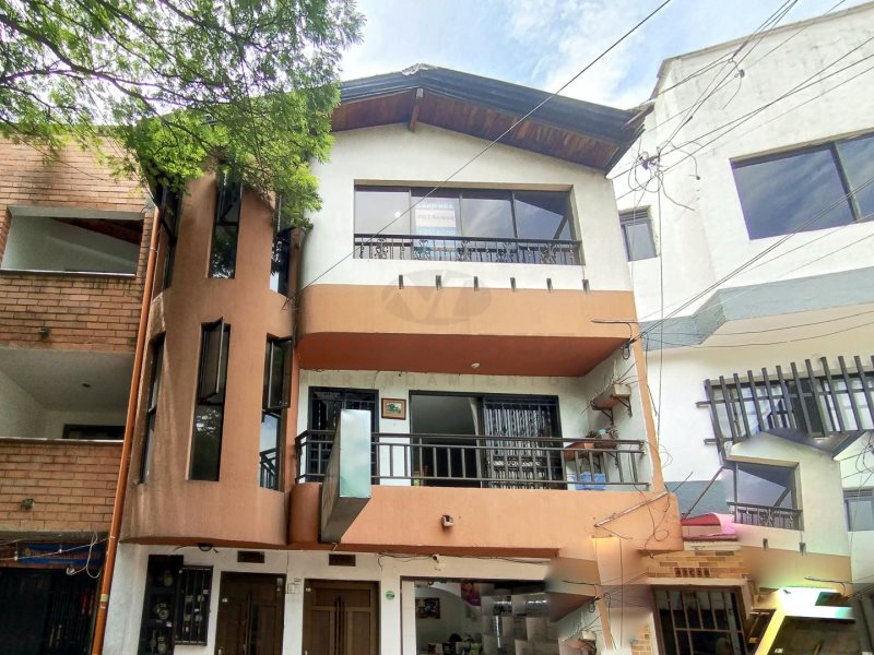 Apartamento en arriendo en AMERICA, 75 m², 2 alcobas, 1 baño