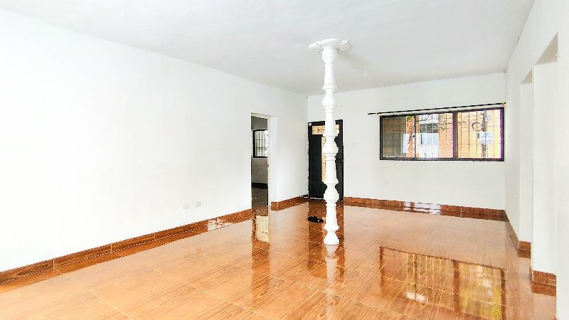 Casa en arriendo en FLORIDA NUEVA, 140 m², 5 alcobas, 2 baños