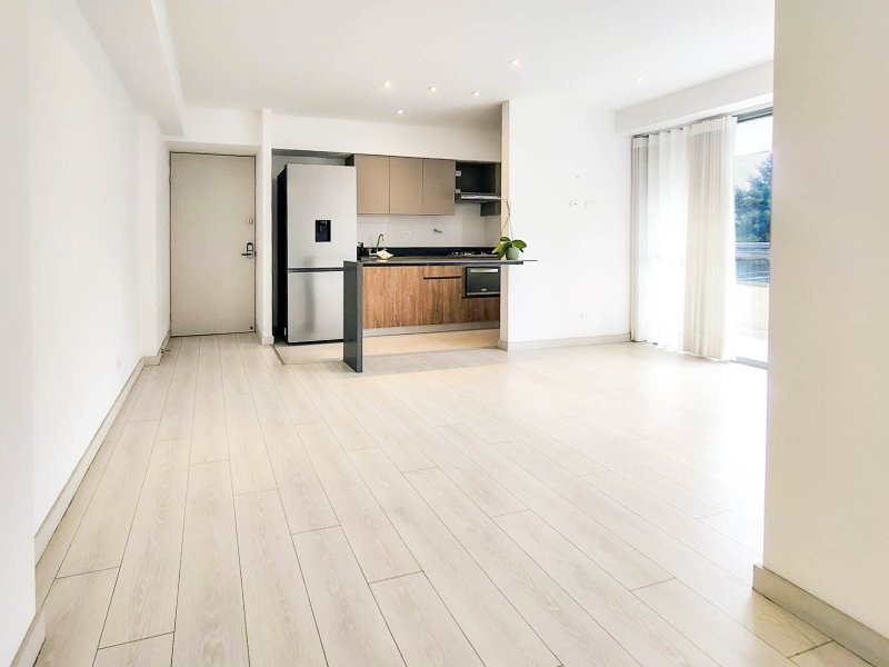 Apartamento en arriendo en SABANETA, 79 m², 3 alcobas, 2 baños