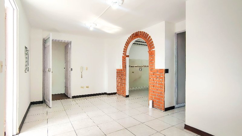 Apartamento en arriendo en FLORESTA PRADERA, 52 m², 2 alcobas, 1 baño