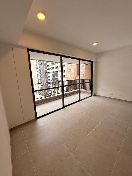 Apartamento en arriendo en POBLADO, 79 m², 3 alcobas, 2 baños