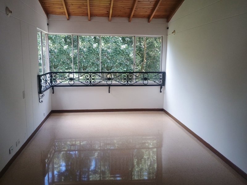 Apartamento en arriendo en SIMON BOLIVAR, 86 m², 3 alcobas, 2 baños