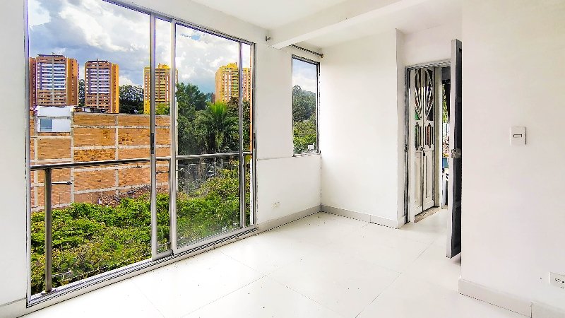 Apartamento en arriendo en LAURELES, 50 m², 2 alcobas, 1 baño