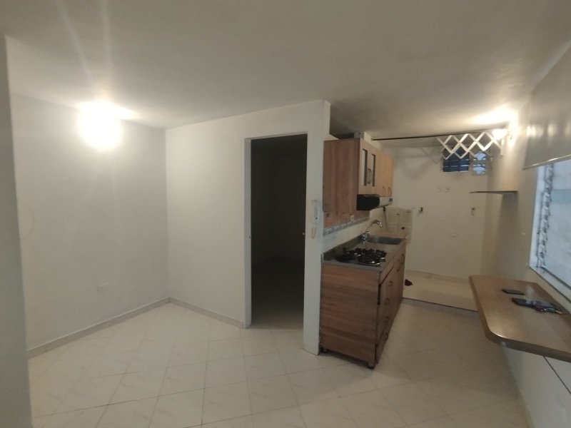 Apartamento en arriendo en AMERICA, 40 m², 2 alcobas, 1 baño
