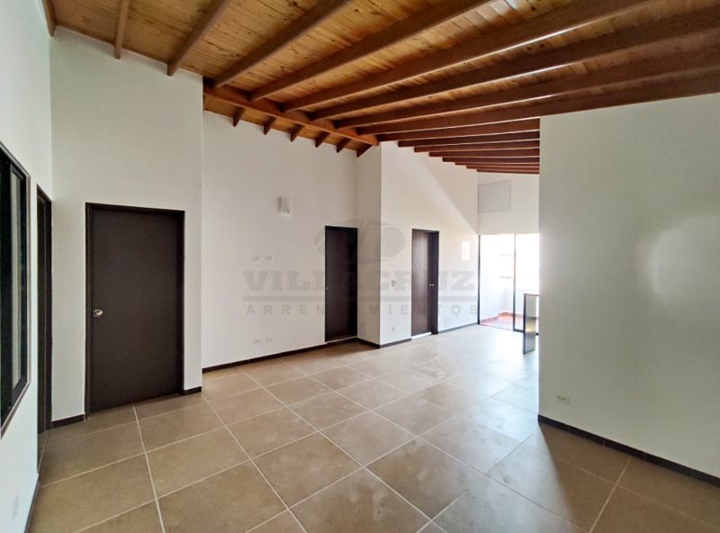 Apartamento en arriendo en SANTA MONICA, 84 m², 3 alcobas, 2 baños