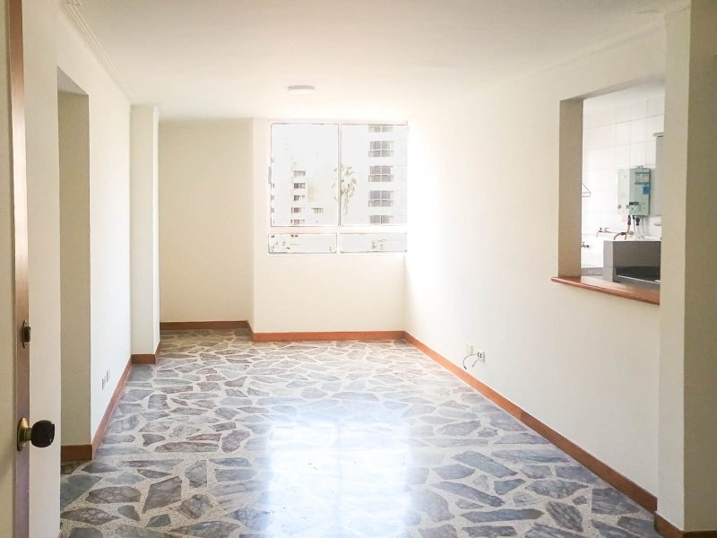 Apartamento en arriendo en CONQUISTADORES, 70 m², 2 alcobas, 2 baños