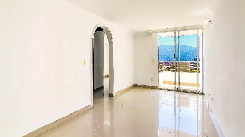 Apartamento en arriendo en BARRIO CRISTOBAL, 50 m², 2 alcobas, 2 baños