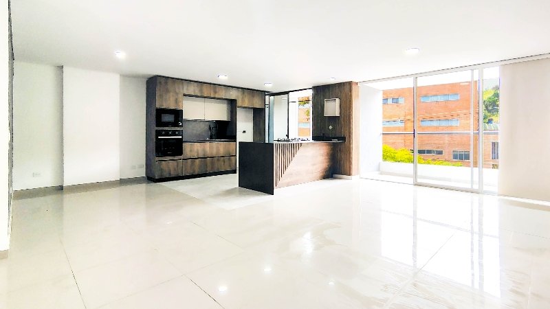 Apartamento en arriendo en CASTELLANA, 112 m², 3 alcobas, 2 baños