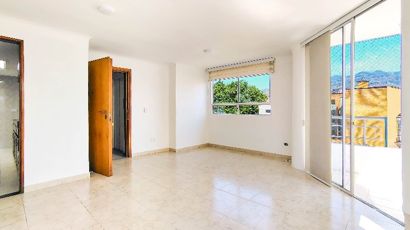 Apartamento en arriendo en LAURELES, 77 m², 3 alcobas, 3 baños
