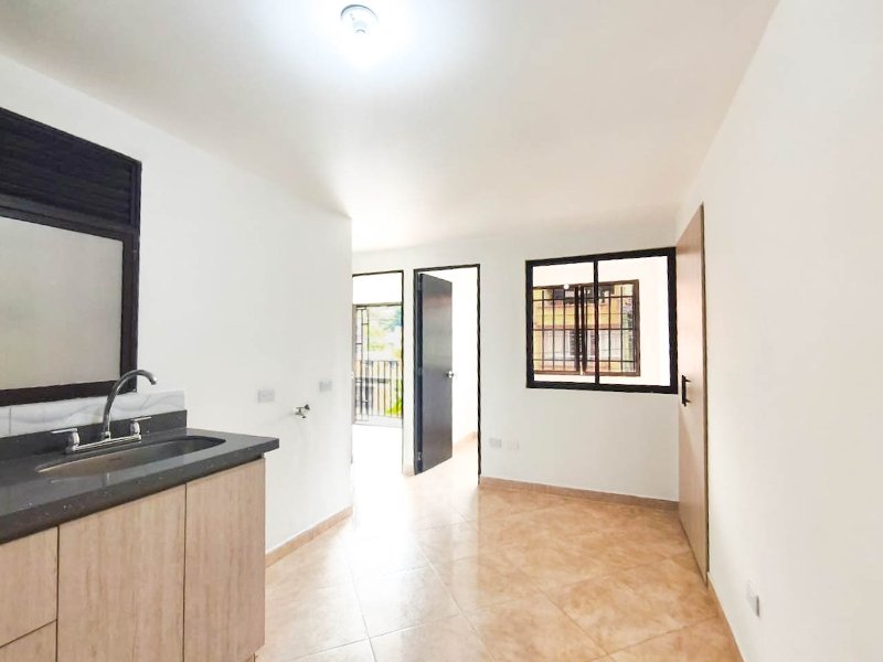 Apartamento en arriendo en SANTA LUCIA, 55 m², 3 alcobas, 1 baño