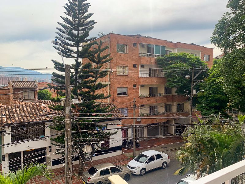 Apartamento en arriendo en AMERICA, 70 m², 3 alcobas, 2 baños