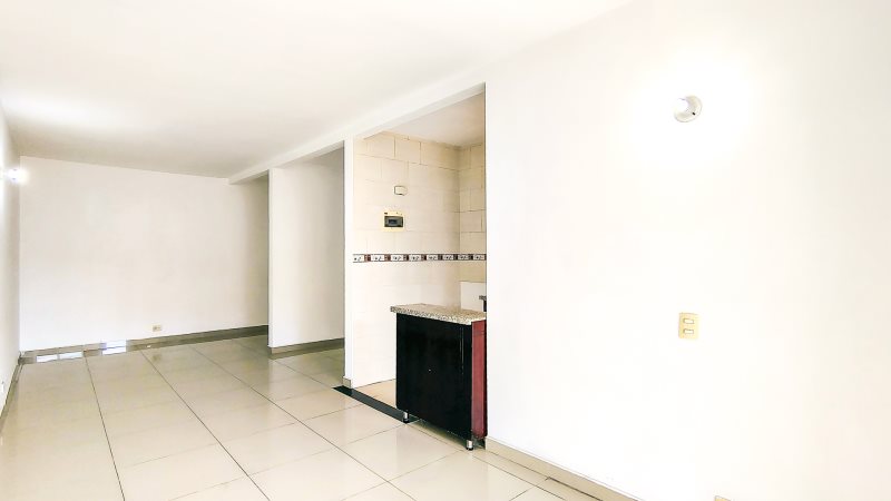 Apartamento en arriendo en LOS COLORES, 71 m², 3 alcobas, 2 baños