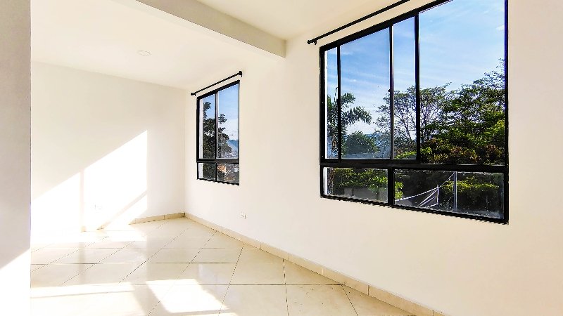 Apartamento en arriendo en MANRIQUE, 50 m², 2 alcobas, 1 baño