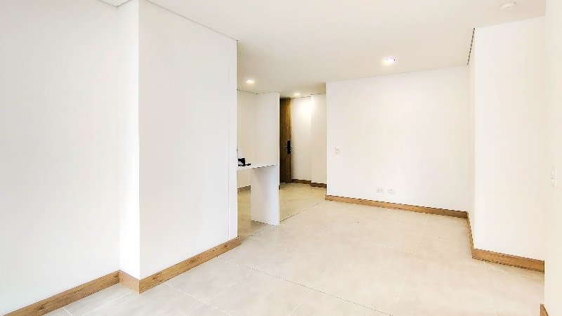 Apartamento en arriendo en POBLADO, 72 m², 2 alcobas, 3 baños
